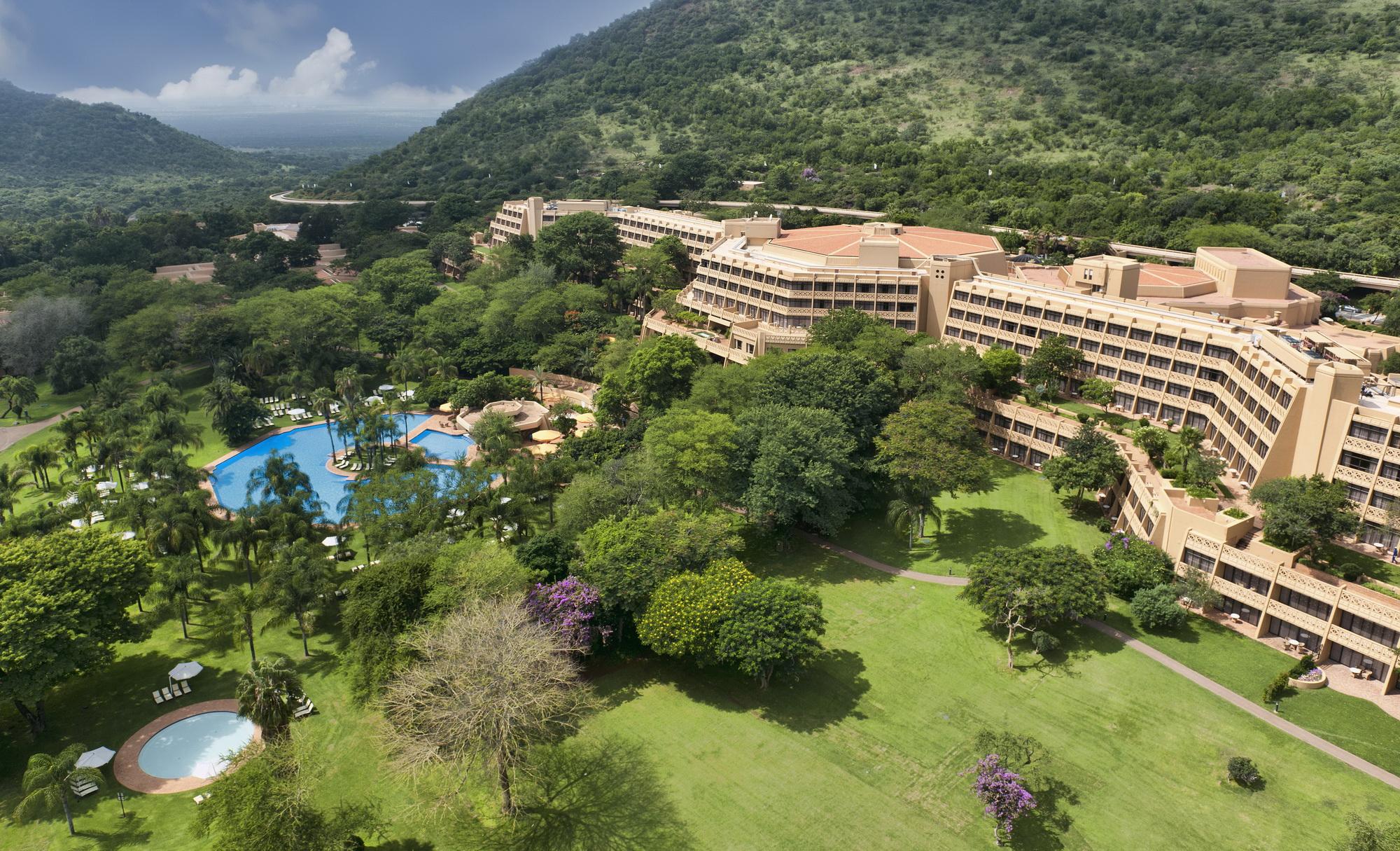 Soho Hotel & Casino At Sun City Bagian luar foto