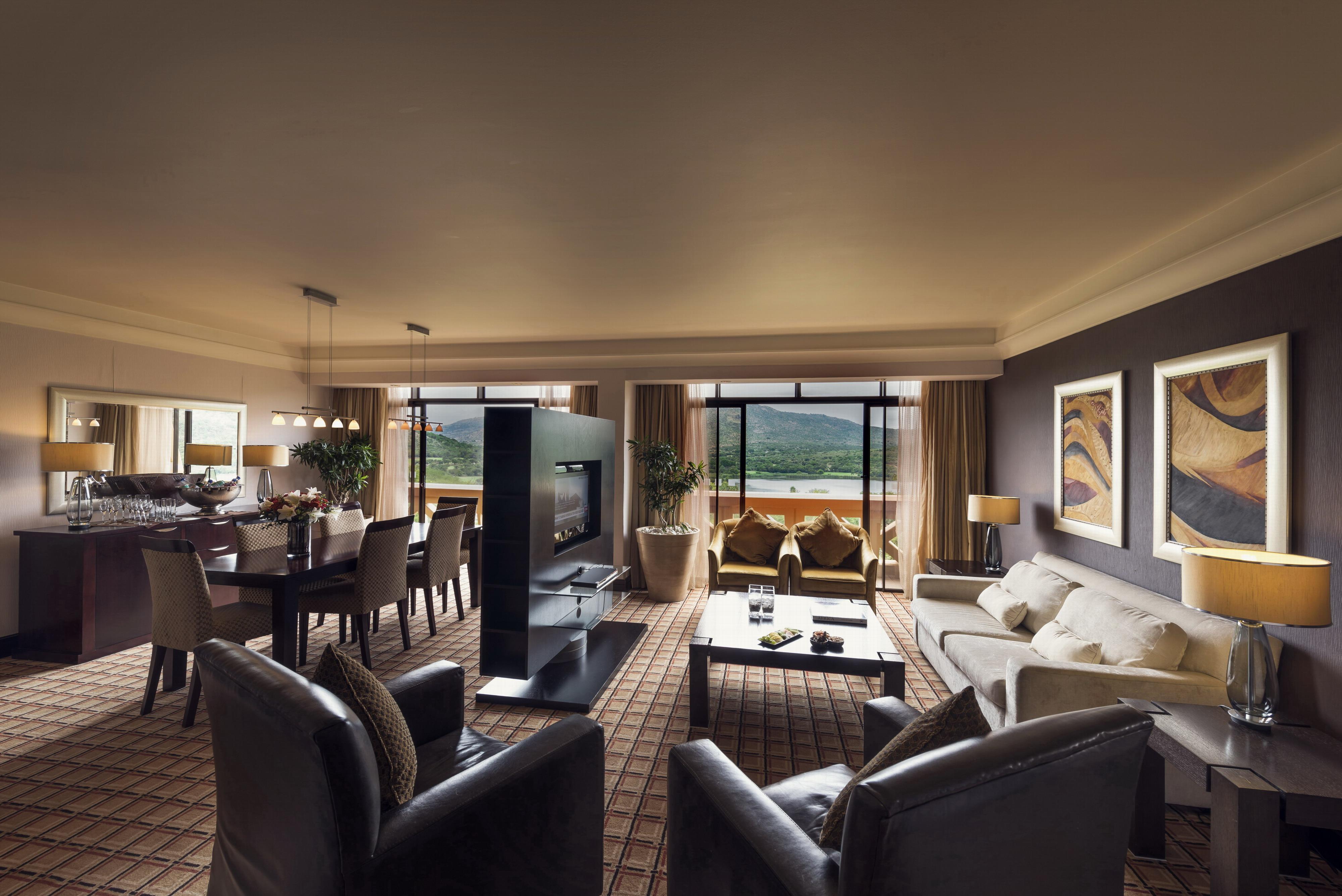 Soho Hotel & Casino At Sun City Bagian luar foto