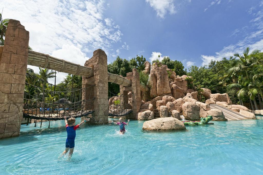 Soho Hotel & Casino At Sun City Bagian luar foto