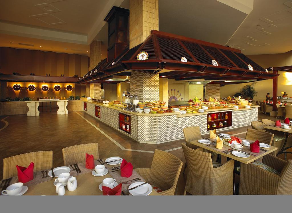 Soho Hotel & Casino At Sun City Bagian luar foto