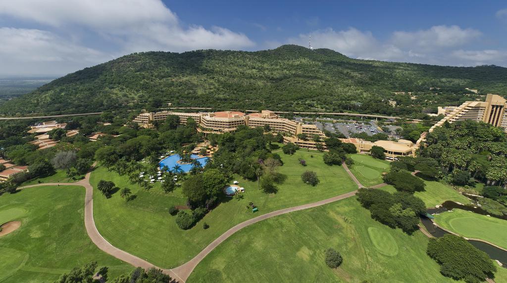 Soho Hotel & Casino At Sun City Bagian luar foto